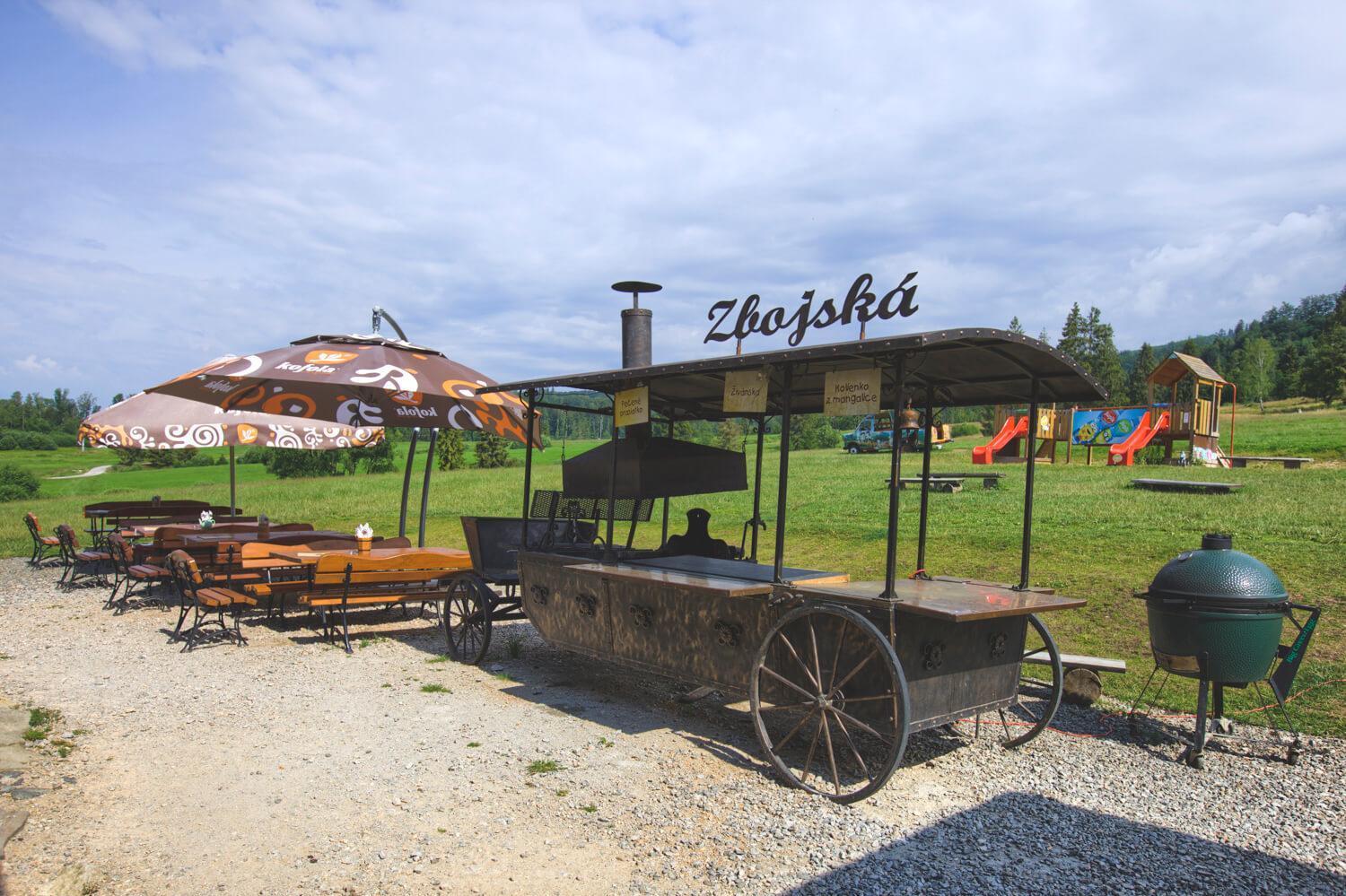 Penzion Zbojnicky Halas Tisovec 外观 照片